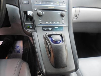 2010 Lexus HS 250h - Photo 22