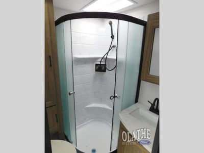 2026 Coachmen RV Freedom Express Ultra Lite - Photo 23
