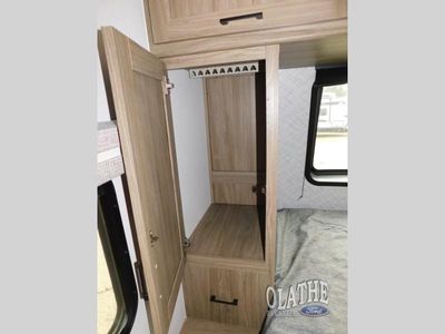 2026 Coachmen RV Freedom Express Ultra Lite - Photo 16