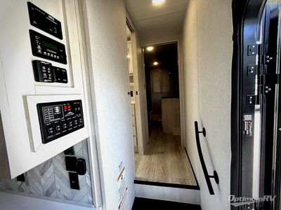 2024 East to West Takoda - Photo 11