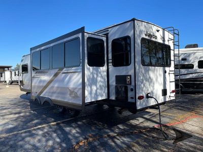 2026 Jayco Jay Feather - Photo 6