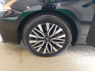 2024 Nissan Altima - Photo 10
