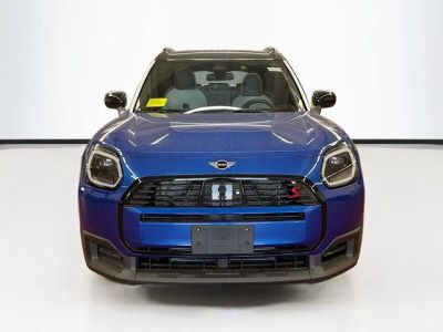 2026 MINI COUNTRYMAN — side profile view