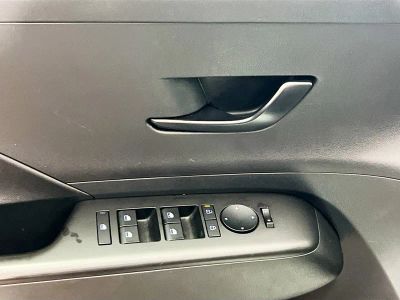 2024 Hyundai Kona — photo 14 view
