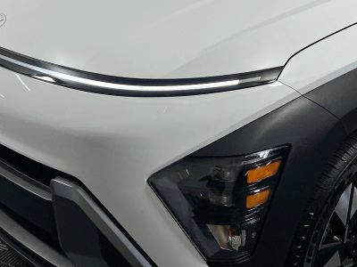 2024 Hyundai Kona — photo 9 view