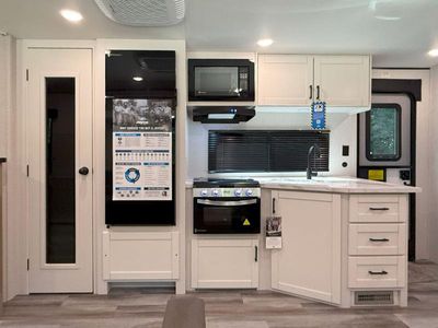 2026 Jayco Jay Flight SLX - Photo 5