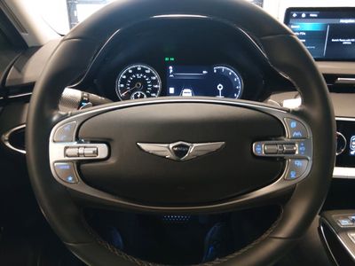 2025 Genesis GV70 — photo 12 view