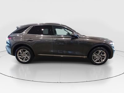 2025 Genesis GV70 — photo 8 view