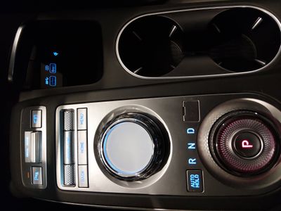 2025 Genesis GV70 — photo 21 view