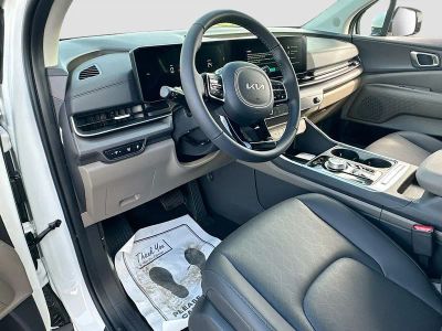 2026 Kia Carnival Hybrid — photo 9 view