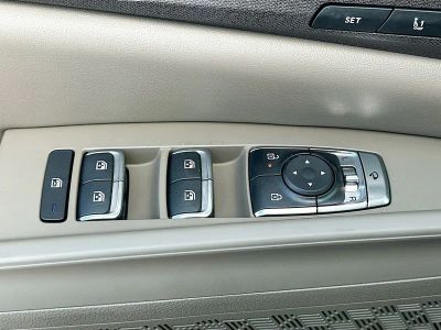 2026 Kia Carnival Hybrid — photo 18 view