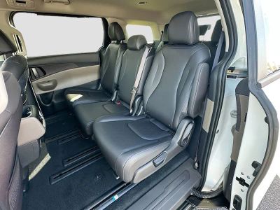 2026 Kia Carnival Hybrid — photo 24 view