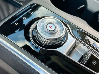 2026 Kia Carnival Hybrid — photo 17 view