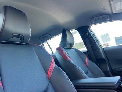 2026 Toyota Prius Plug-in Hybrid — photo 16 view