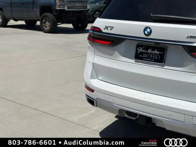 2023 BMW X7 - Photo 14