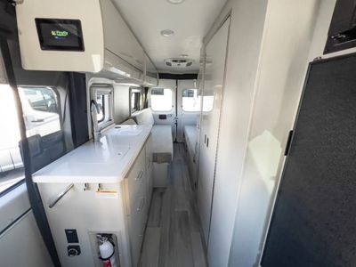 2026 Thor Motor Coach TELLARO - Photo 6