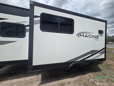 2022 Grand Design Imagine XLS - Photo 4
