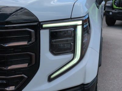2024 GMC Sierra 1500 — photo 10 view