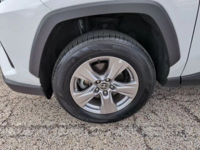 2024 Toyota RAV4 - Photo 9