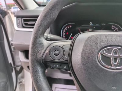 2024 Toyota RAV4 - Photo 18