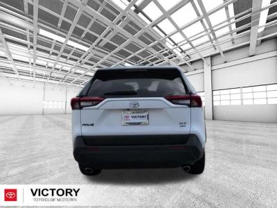 2024 Toyota RAV4 - Photo 4