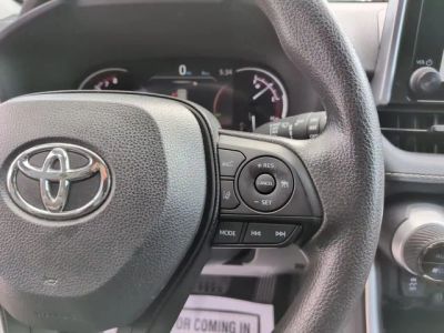 2024 Toyota RAV4 - Photo 19