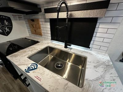 2026 Venture RV Stratus - Photo 22