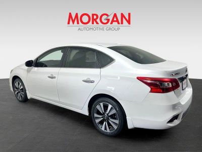 2019 Nissan Sentra — detail view