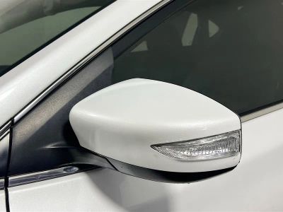 2019 Nissan Sentra — photo 10 view