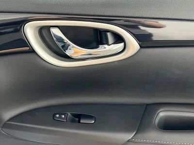2019 Nissan Sentra — photo 28 view