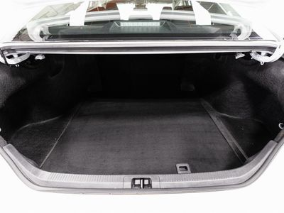 2025 Toyota Camry — photo 10 view