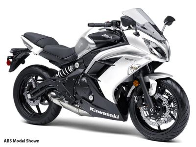 2015 Kawasaki Ninja® 650 — front three-quarter view