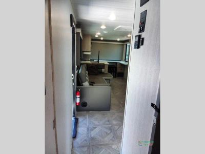 2024 Forest River RV Salem — photo 33 view