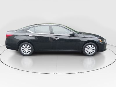 2024 Nissan Altima - Photo 8