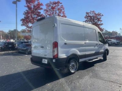 2026 Ford Transit-150 - Photo 3