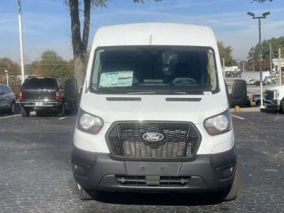 2026 Ford Transit-150 - Photo 23