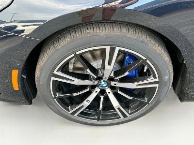 2026 BMW 5 Series — photo 26 view