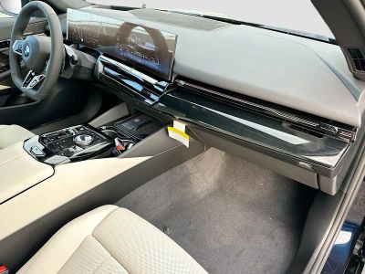 2026 BMW 5 Series — photo 24 view