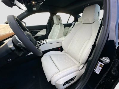 2026 BMW 5 Series — photo 15 view