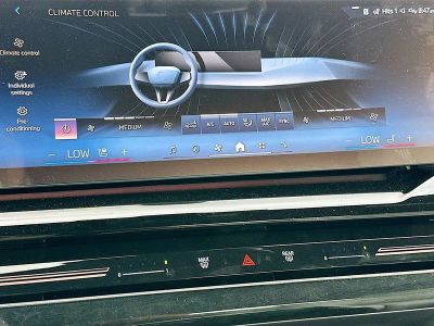 2026 BMW 5 Series — photo 13 view