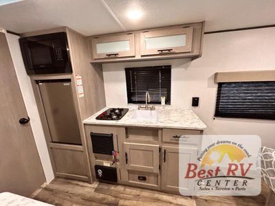 2025 Dutchmen RV Aspen Trail Mini - Photo 15