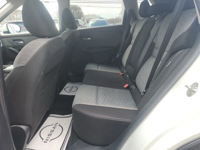 2021 Nissan Rogue SV - Photo 24