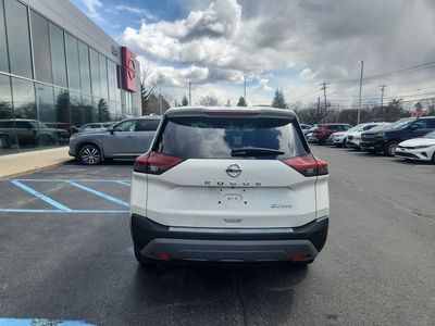 2021 Nissan Rogue SV - Photo 6