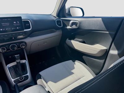 2024 Hyundai Venue — photo 19 view