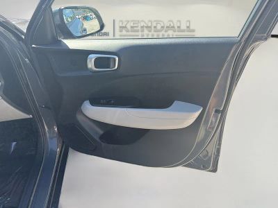 2024 Hyundai Venue — photo 30 view