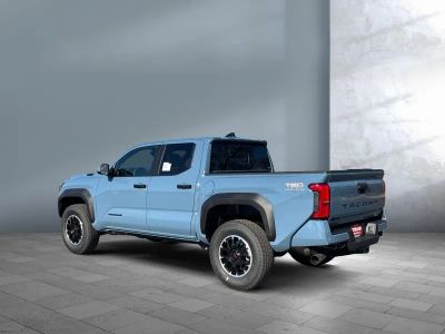 2026 Toyota Tacoma - Photo 4