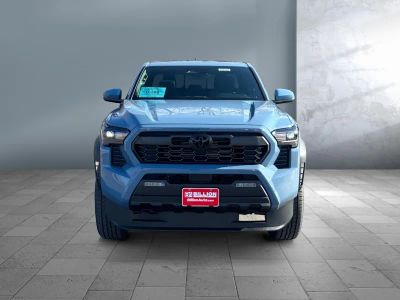 2026 Toyota Tacoma - Photo 2