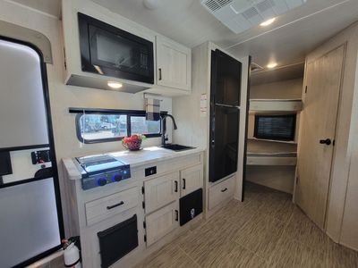 2023 East To West Silverlake - Photo 14