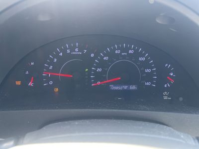 2011 Toyota Camry - Photo 2