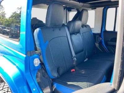 2022 Jeep Wrangler — photo 27 view